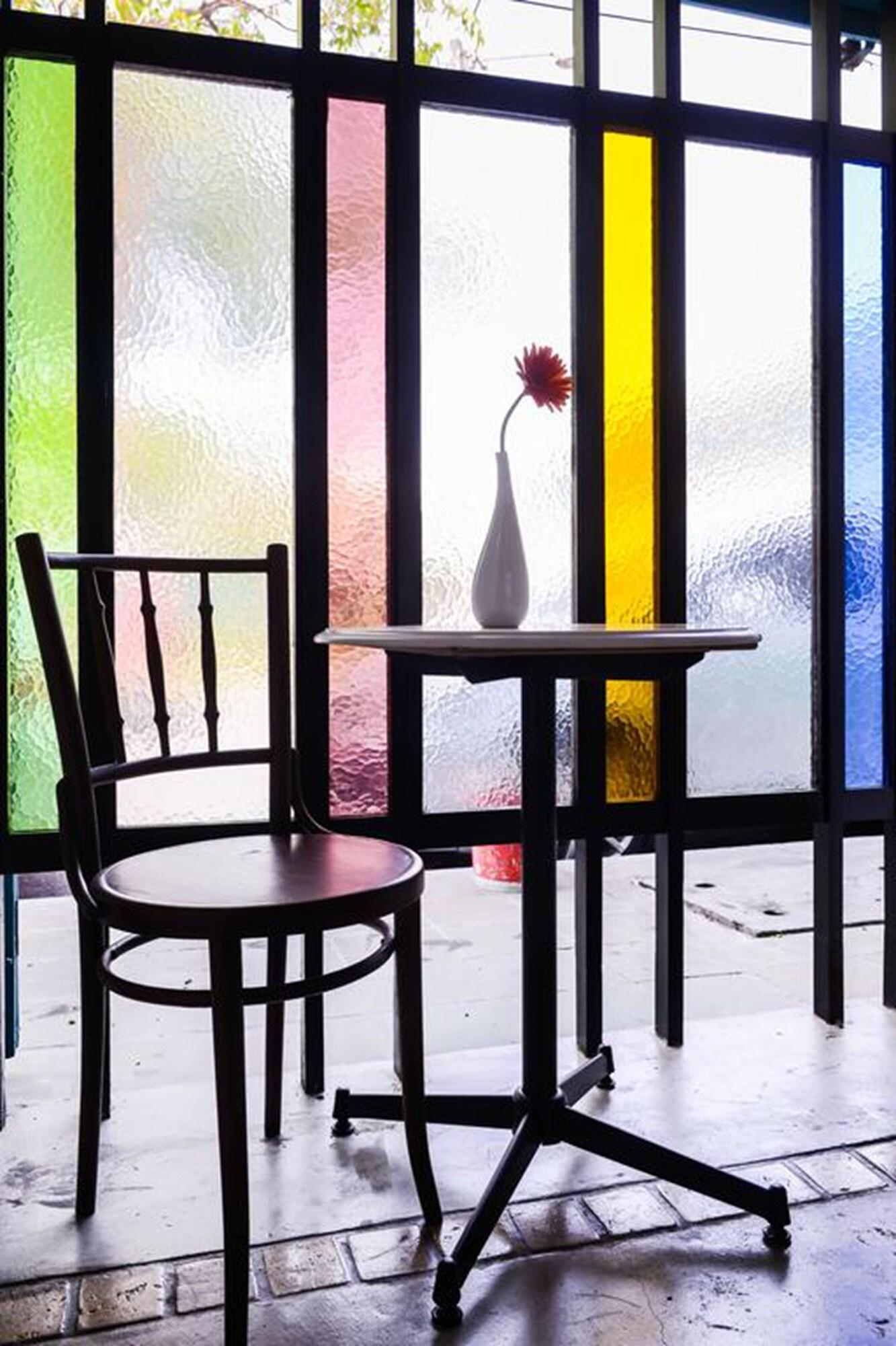 Neighbor Phuthon Bed & Breakfast Bangkok Bagian luar foto